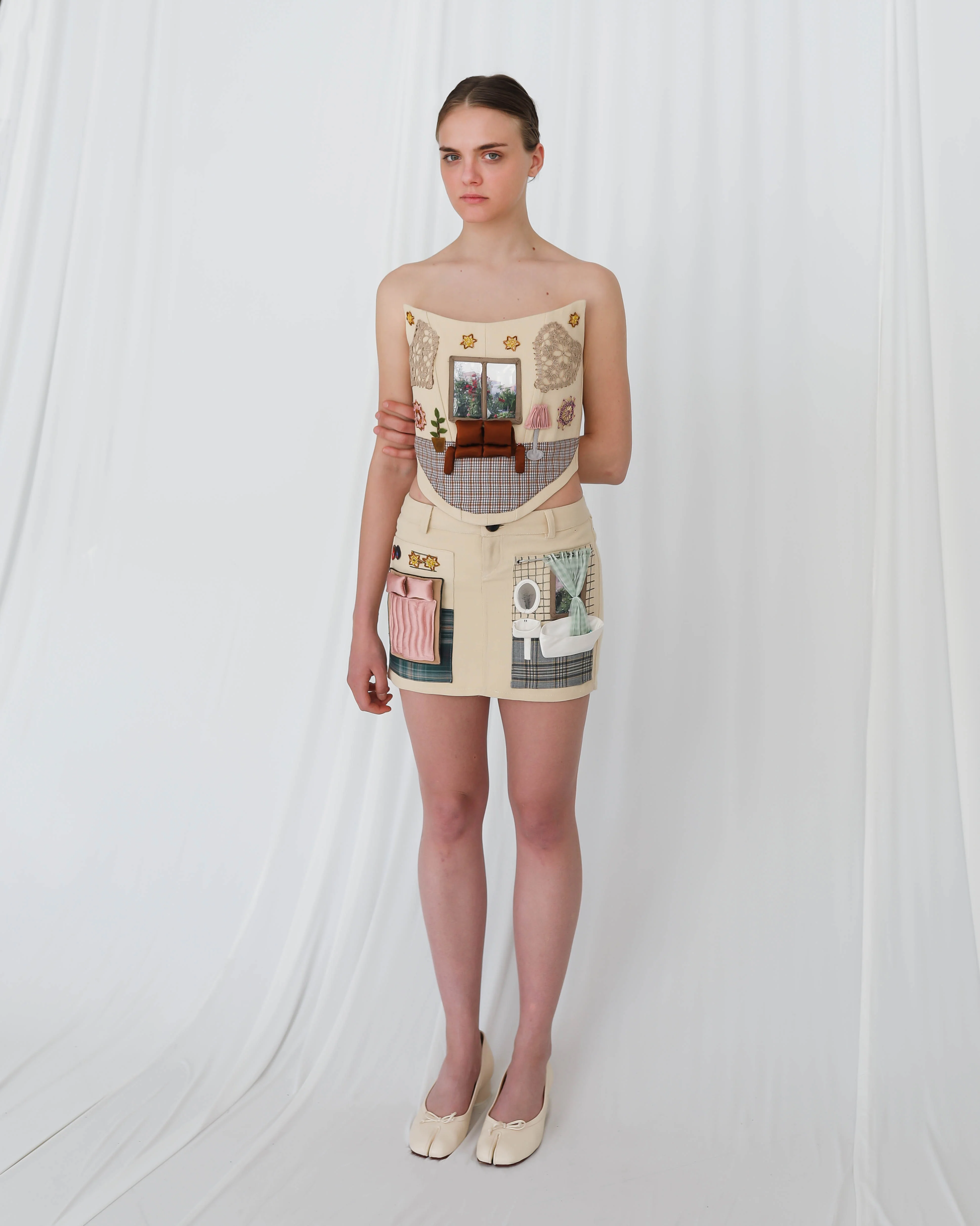 Apartment Corset & Skirt - Image 4