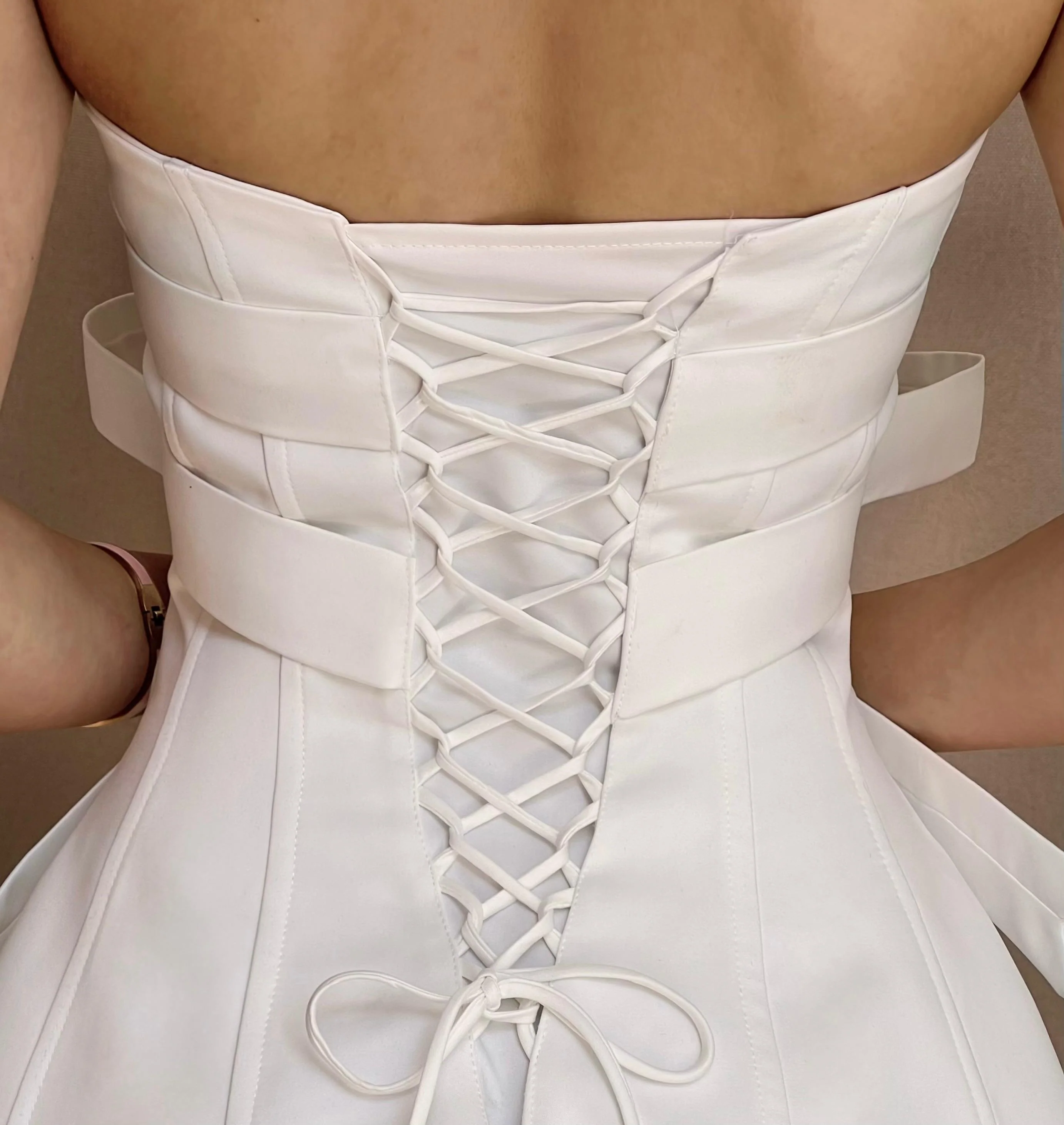 White Bow Midi Dress - Image 3